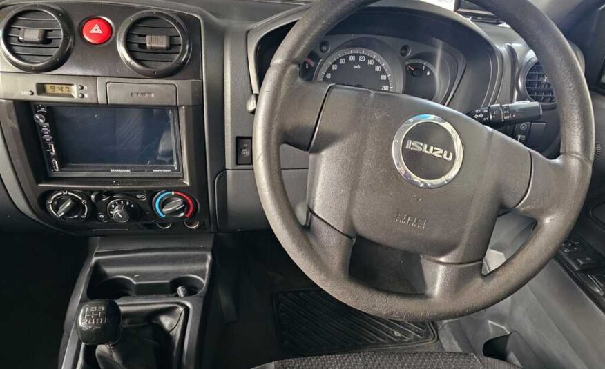 2010 ISUZU KB250D-TEQ LE P/U D/C