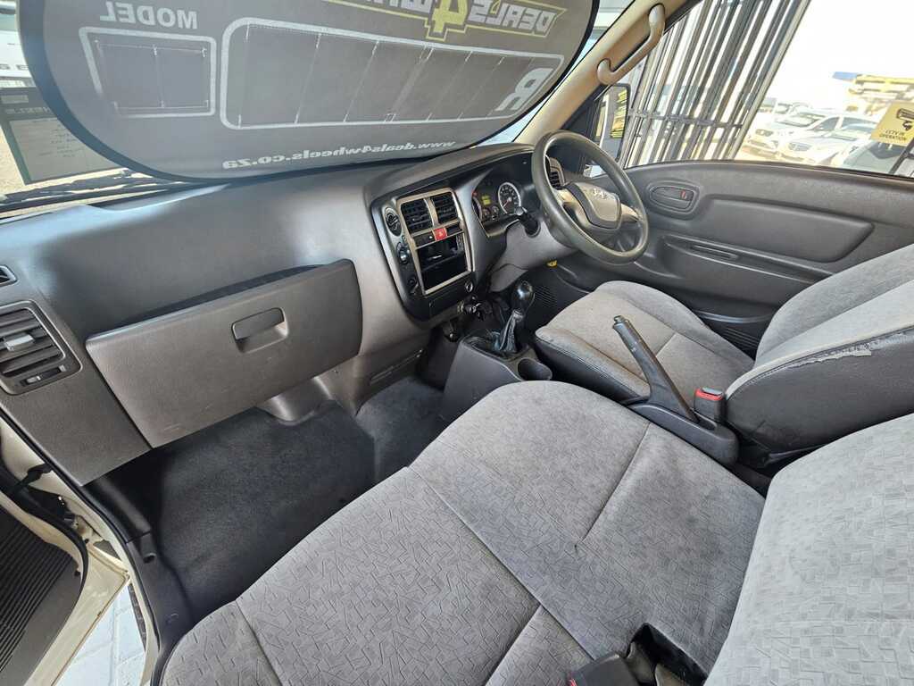 2014 HYUNDAI H100 2.6D F/C D/S
