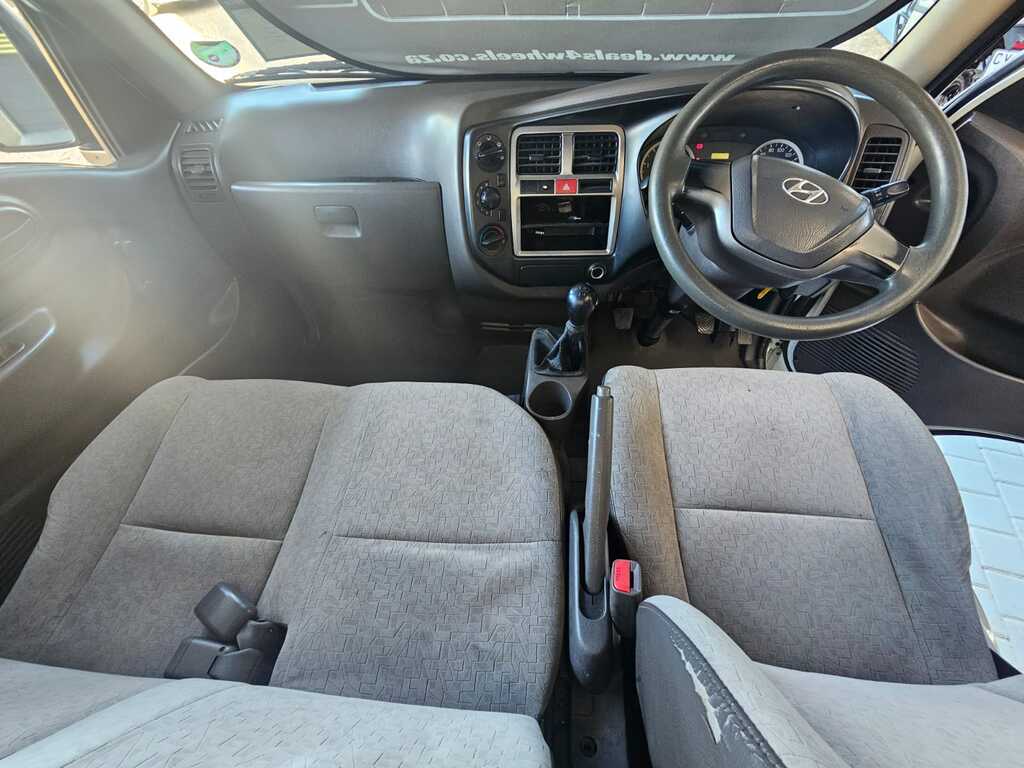 2014 HYUNDAI H100 2.6D F/C D/S