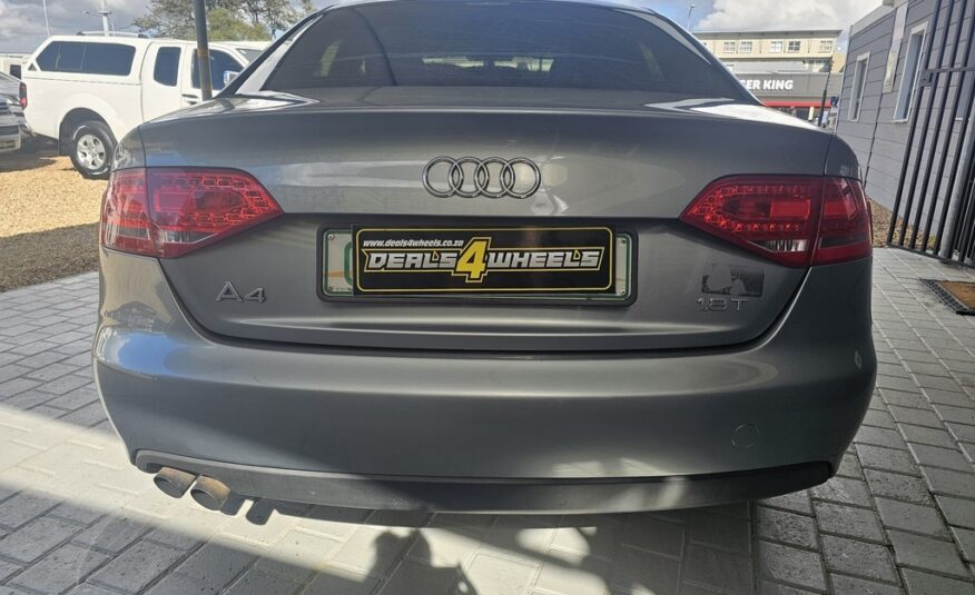 2011 AUDI A4 1.8T AMBITION (B8)