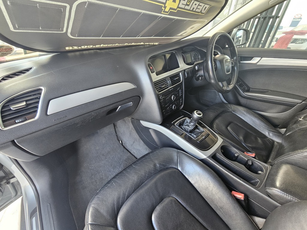 2011 AUDI A4 1.8T AMBITION (B8)