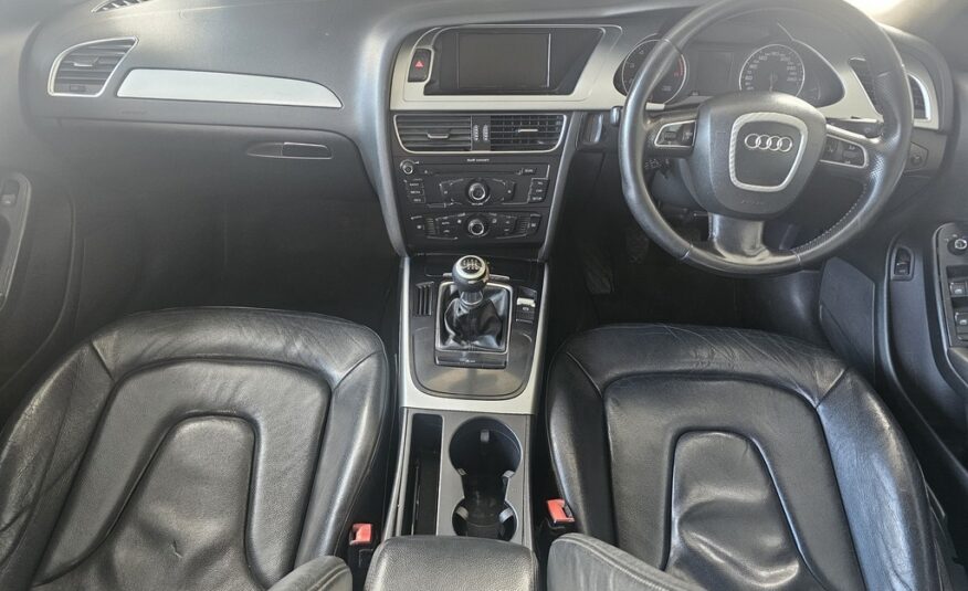 2011 AUDI A4 1.8T AMBITION (B8)