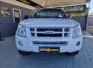 2009 ISUZU KB240 LE P/U D/C