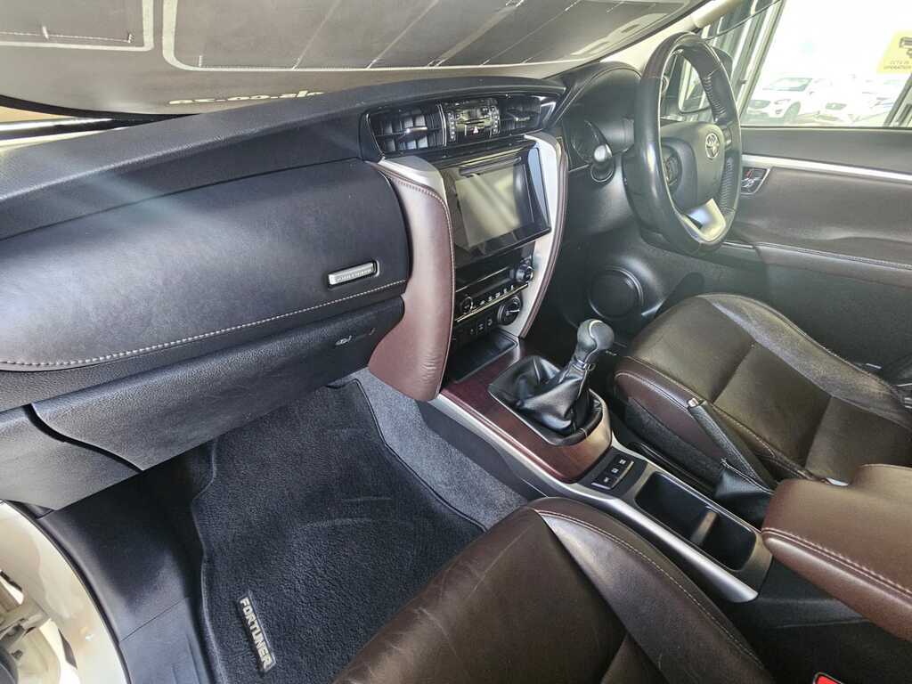 2016 TOYOTA FORTUNER 2.8GD-6 4X4