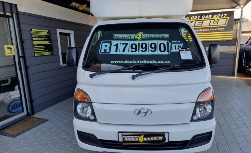 2015 HYUNDAI H100 2.6D F/C D/S