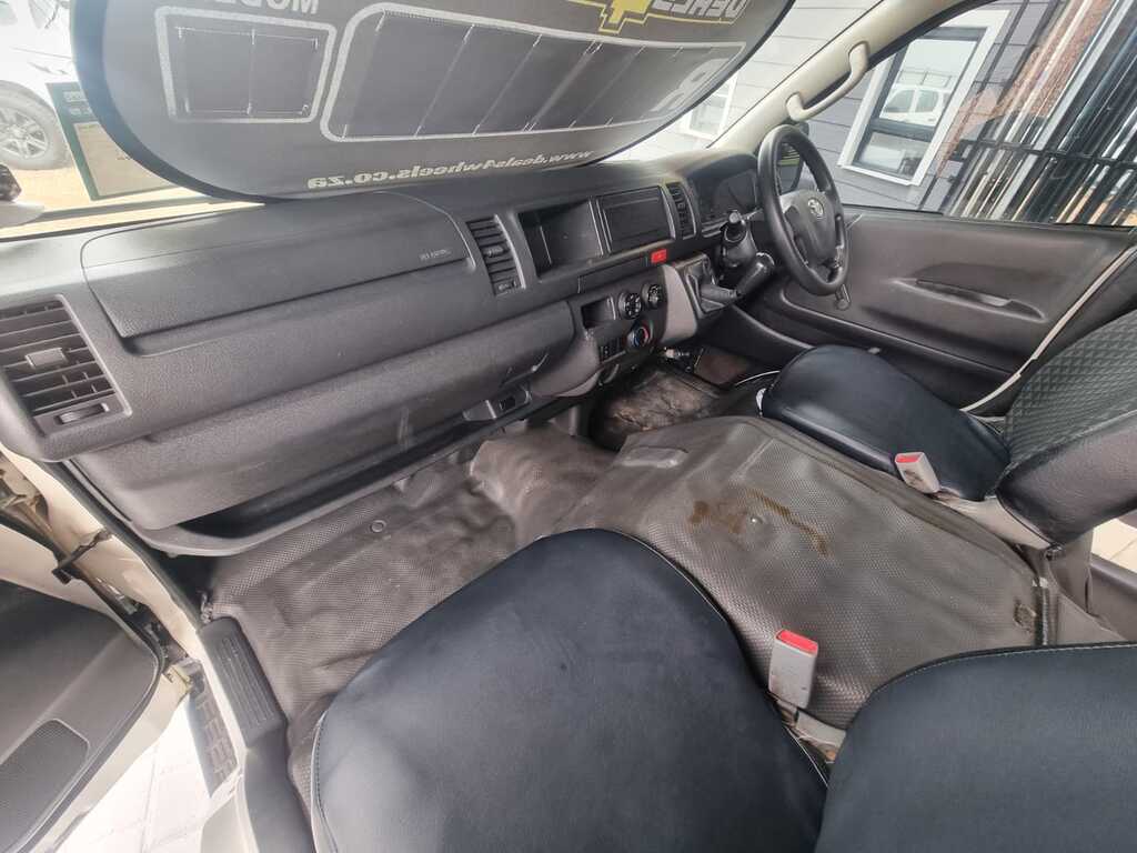 2022 TOYOTA QUANTUM/HIACE 2.5 D-4D SESFIKILE 16s