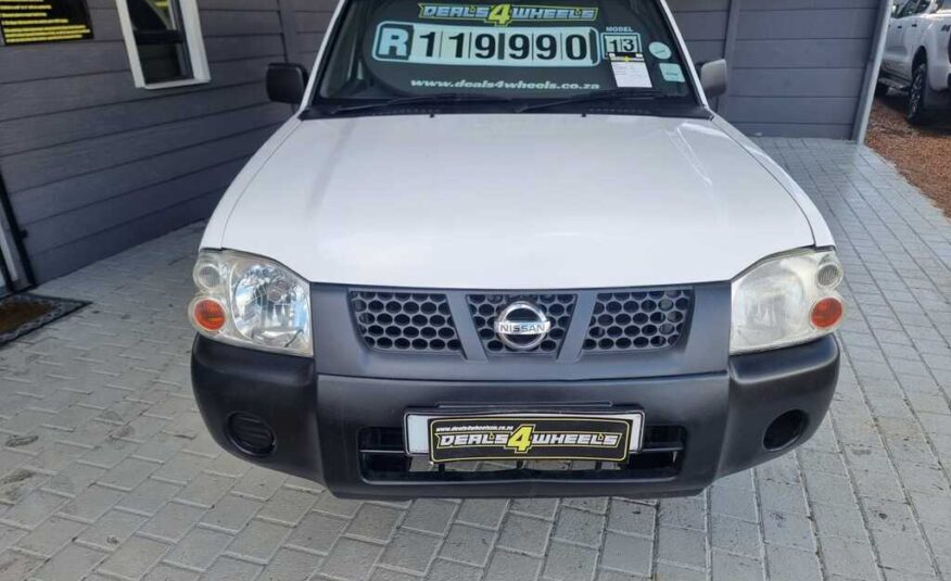 2013 NISSAN HARDBODY NP300 2.0i S LWB (K09/K38) P/U S/C
