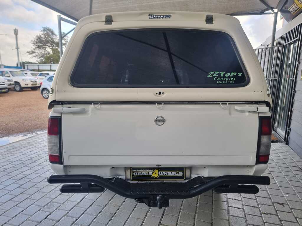 2013 NISSAN HARDBODY NP300 2.0i S LWB (K09/K38) P/U S/C