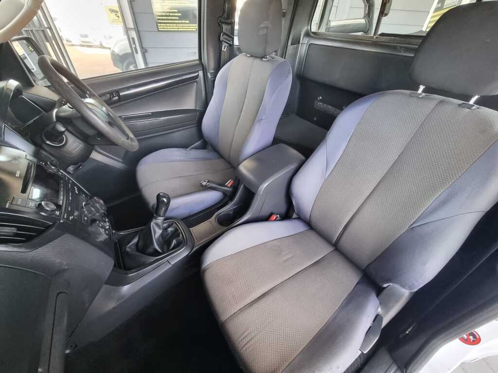 2014 ISUZU KB 250 D-TEQ LE P/U E/CAB