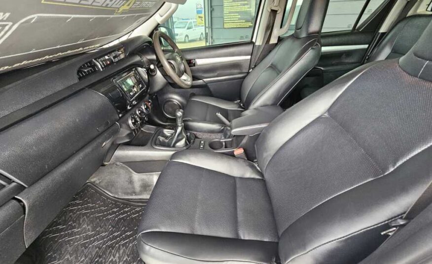 2021 TOYOTA HILUX 2.4 GD-6 SR 4X4 P/U D/C