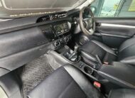 2021 TOYOTA HILUX 2.4 GD-6 SR 4X4 P/U D/C