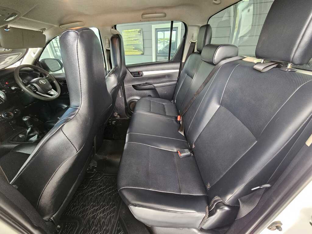 2021 TOYOTA HILUX 2.4 GD-6 SR 4X4 P/U D/C