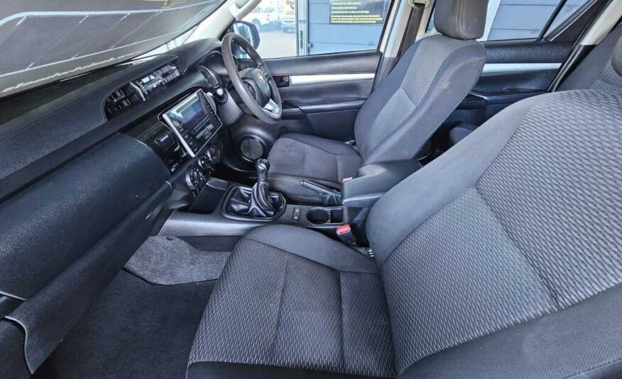 2017 TOYOTA HILUX 2.4 GD-6 RB SRX P/U D/C