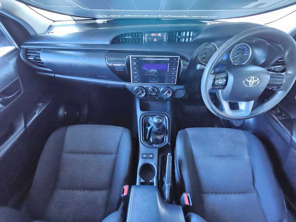 2017 TOYOTA HILUX 2.4 GD-6 RB SRX P/U D/C