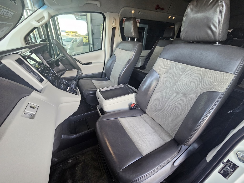 2019 TOYOTA QUANTUM 2.8 GL SLWB 14 SEAT