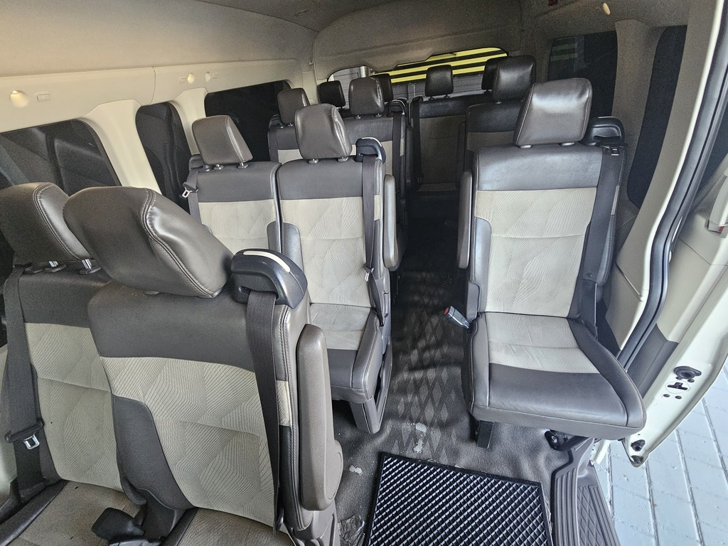 2019 TOYOTA QUANTUM 2.8 GL SLWB 14 SEAT