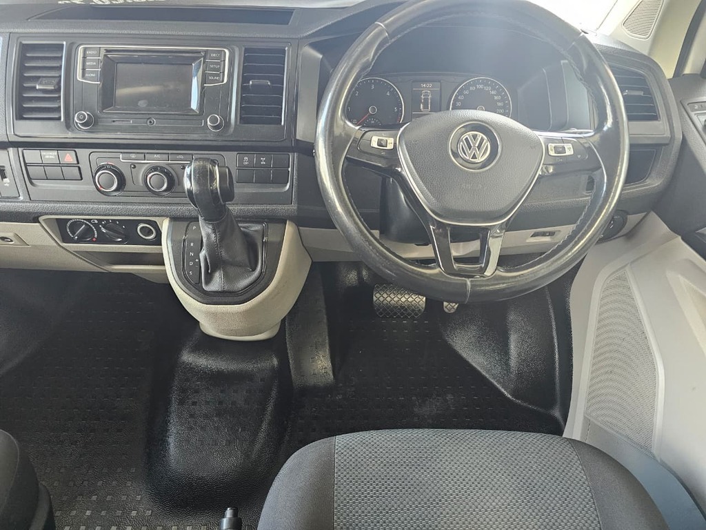 2017 VOLKSWAGEN T6 C/BUS 2.0 BiTDi SWB 132 KW 4MOT DSG F/C P/V
