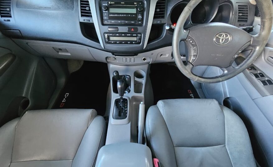 2009 TOYOTA HILUX 3.0 D-4D RAIDER 4X4 A/T P/U D/C