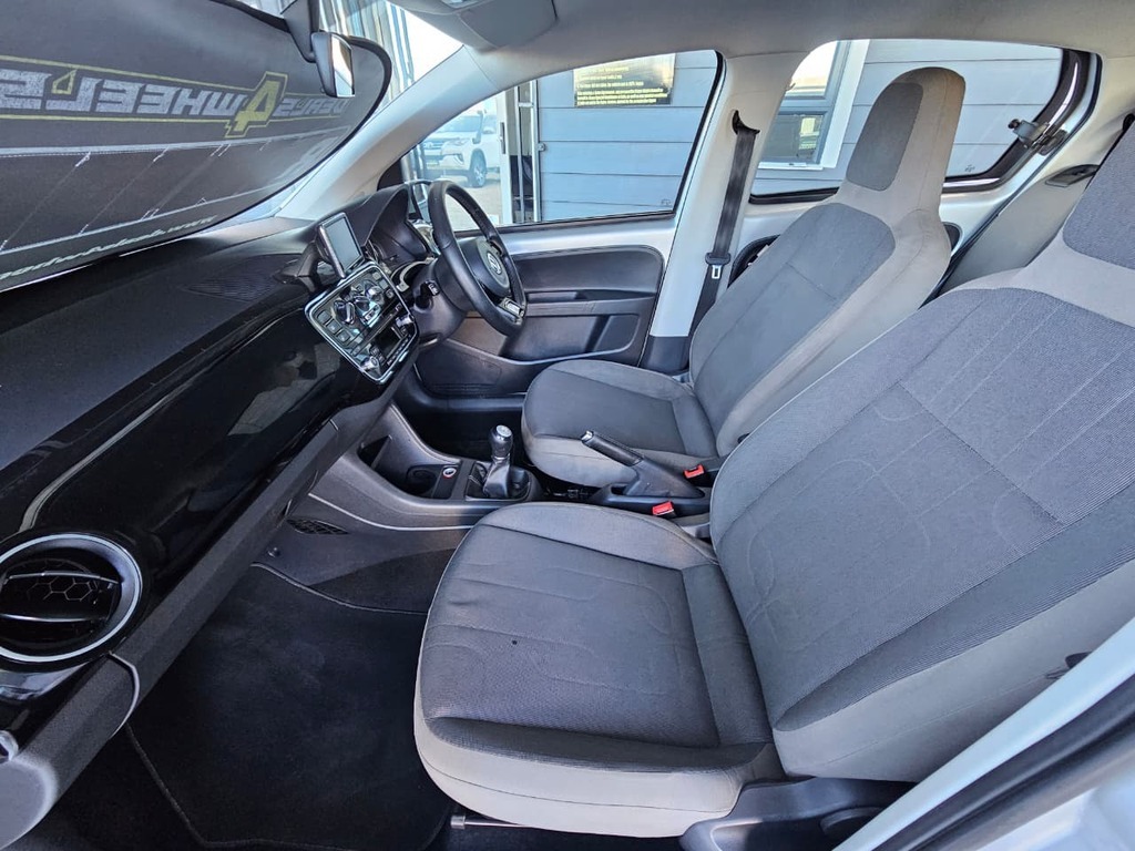 2016 VOLKSWAGEN CROSS UP! 1.0 5DR