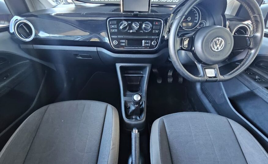 2016 VOLKSWAGEN CROSS UP! 1.0 5DR