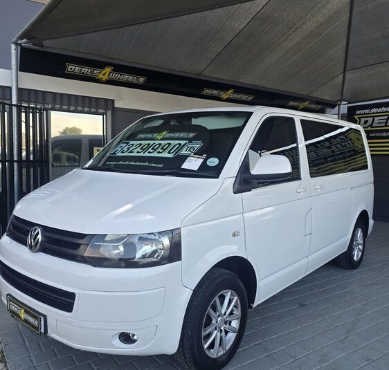 2015 VOLKSWAGEN T5 KOMBI 2.0 TDi 103kw (COMFORTLINE)