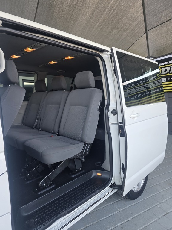 2015 VOLKSWAGEN T5 KOMBI 2.0 TDi 103kw (COMFORTLINE)