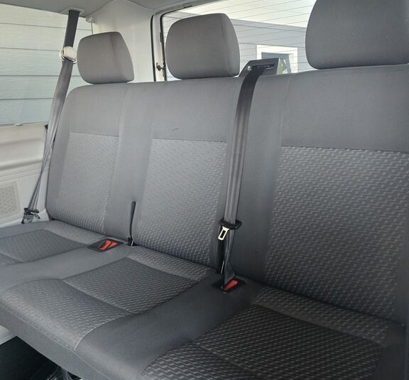 2015 VOLKSWAGEN T5 KOMBI 2.0 TDi 103kw (COMFORTLINE)