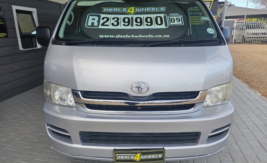 2009 TOYOTA QUANTUM 2.7 10 SEAT