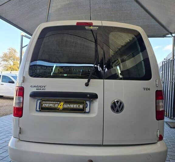 2010 VOLKSWAGEN CADDY MAXI CREW BUS 1.9TDi
