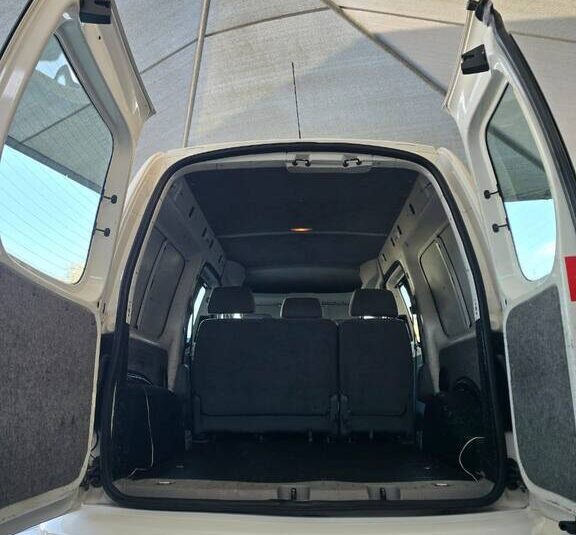 2010 VOLKSWAGEN CADDY MAXI CREW BUS 1.9TDi