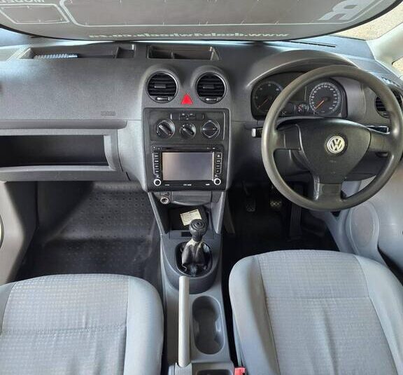 2010 VOLKSWAGEN CADDY MAXI CREW BUS 1.9TDi
