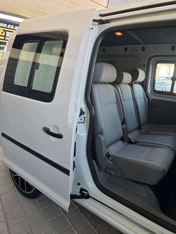 2010 VOLKSWAGEN CADDY MAXI CREW BUS 1.9TDi