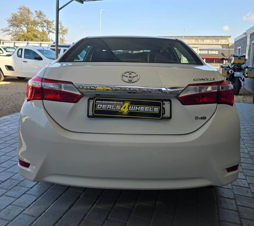 2017 TOYOTA COROLLA 1.4D PRESTIGE
