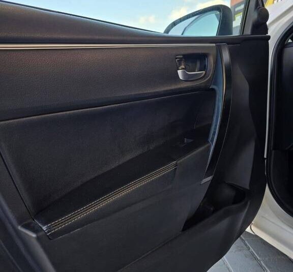 2017 TOYOTA COROLLA 1.4D PRESTIGE