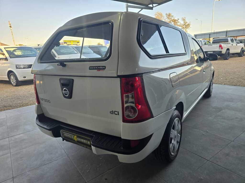 2017 NISSAN NP200 1.5 DCi  A/C SAFETY PACK P/U S/C