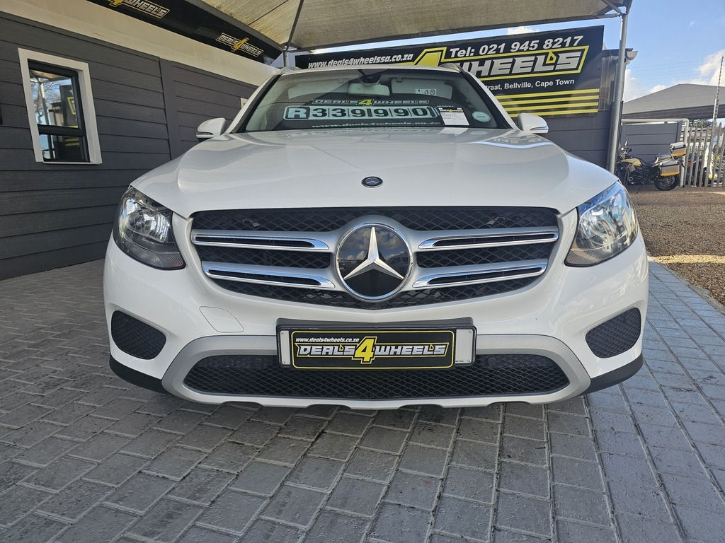 2016 MERCEDES-BENZ GLC 220d