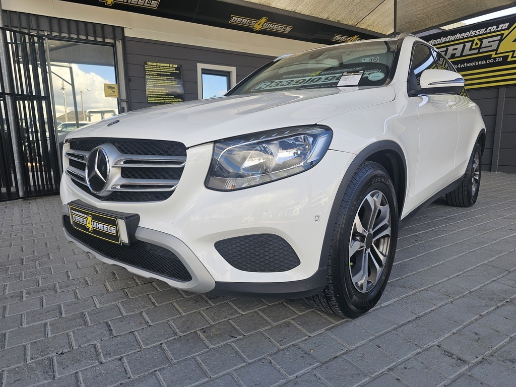 2016 MERCEDES-BENZ GLC 220d