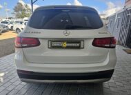 2016 MERCEDES-BENZ GLC 220d