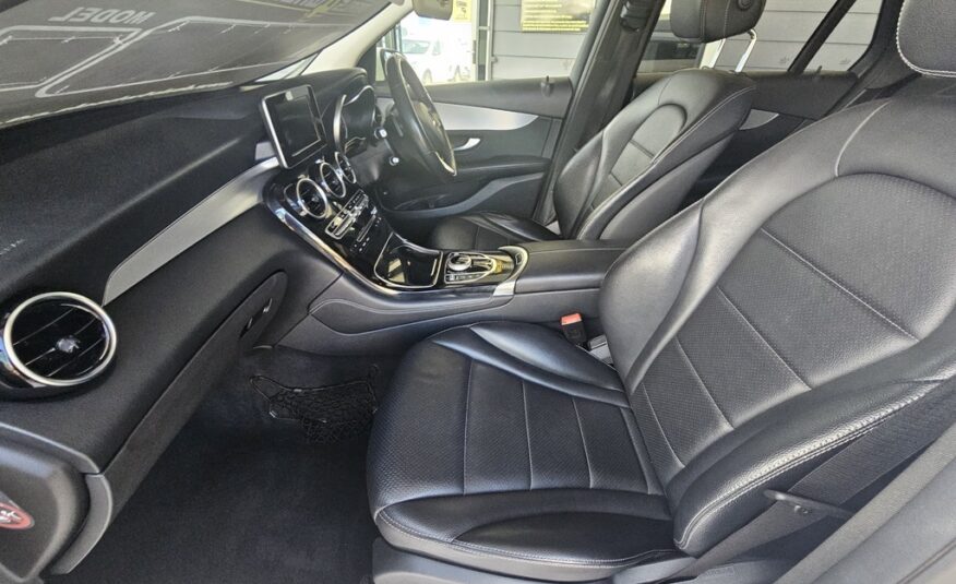 2016 MERCEDES-BENZ GLC 220d
