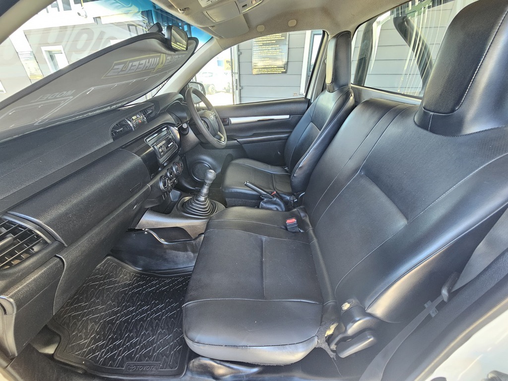 2019 TOYOTA HILUX 2.4 GD P/U S/C