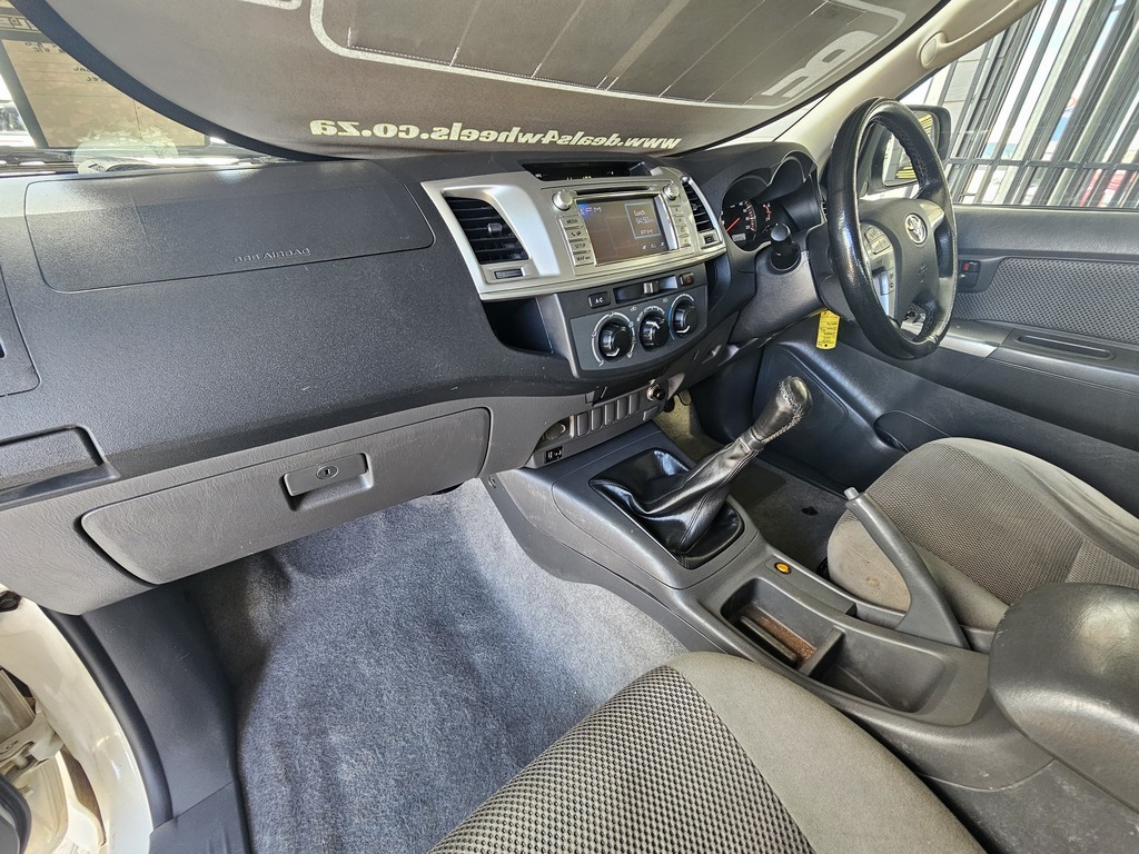 2013 TOYOTA HILUX 3.0D-4D RAIDER XTRA CAB P/U S/C