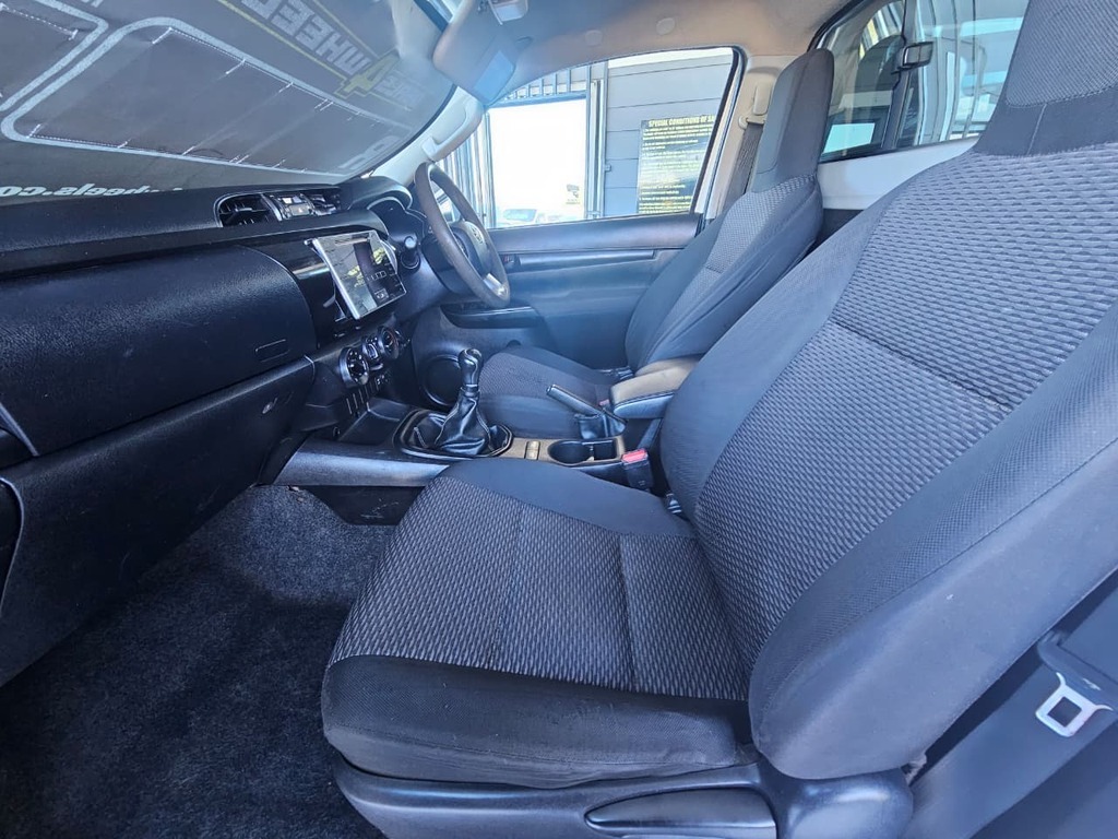 2018 TOYOTA HILUX 2.4 GD-6 SRX 4X4 P/U S/C