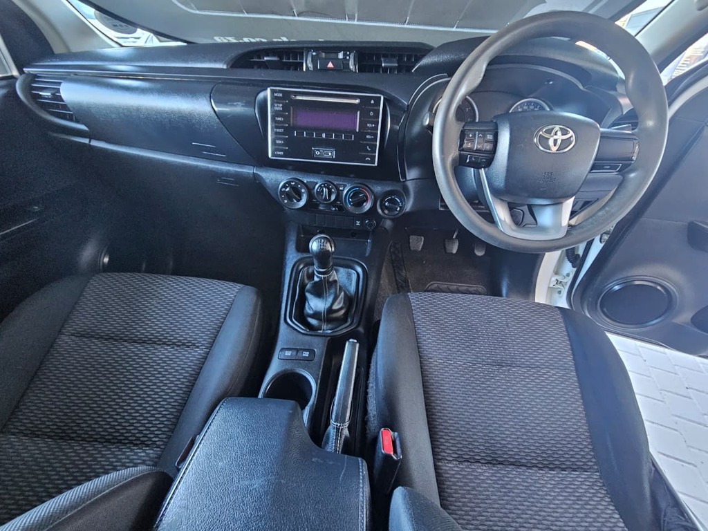 2018 TOYOTA HILUX 2.4 GD-6 SRX 4X4 P/U S/C