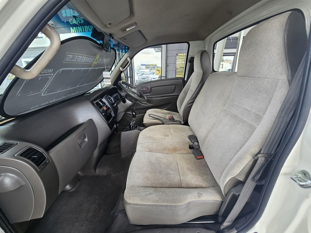 2019 HYUNDAI H100 2.6D A/C F/C D/S