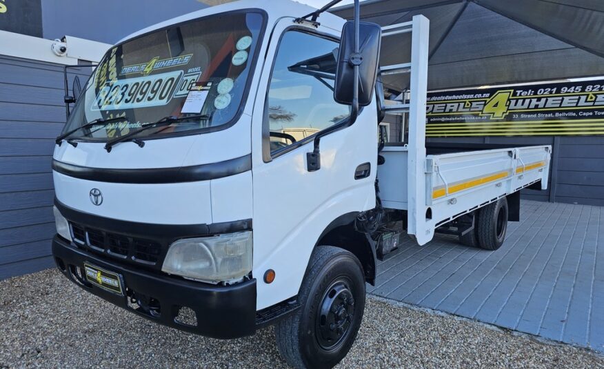2006 TOYOTA DYNA 6-105 3.5 TON F/C C/C
