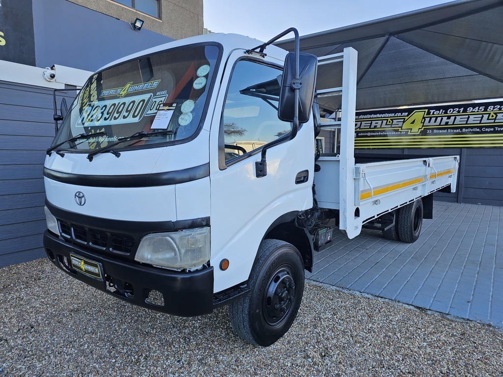 2006 TOYOTA DYNA 6-105 3.5 TON F/C C/C