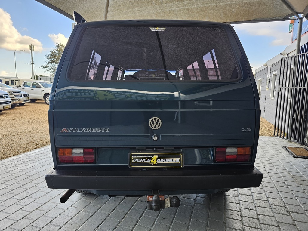 1996 VOLKSWAGEN VOLKSIE BUS 2.3