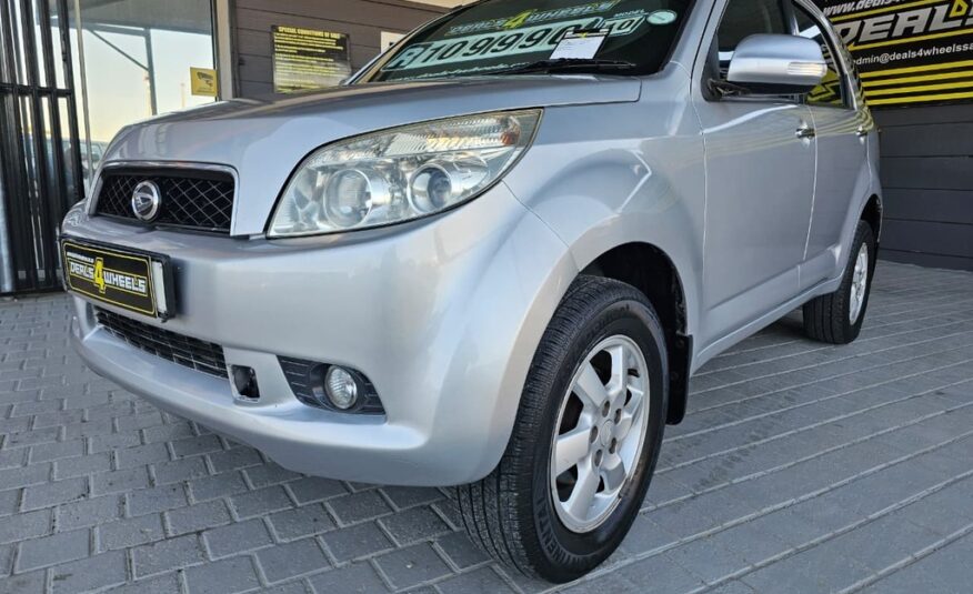 2010 DAIHATSU TERIOS 7 SEAT