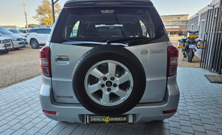 2010 DAIHATSU TERIOS 7 SEAT