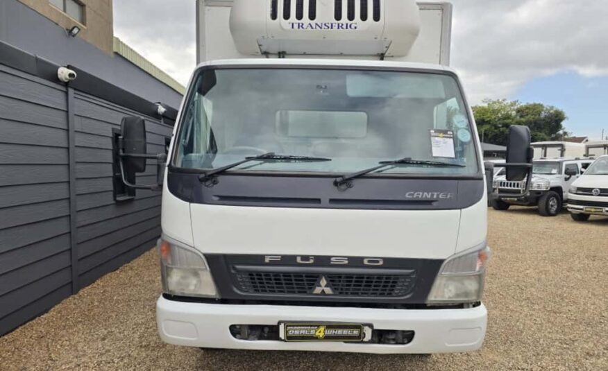 2014 FUSO CANTER FE7-136 F/C C/C